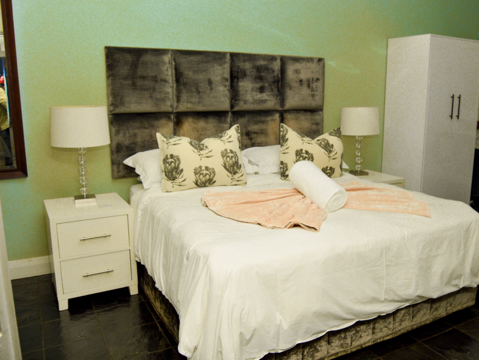 Room One at Yellowwoods Bed & Breakfast, view 3